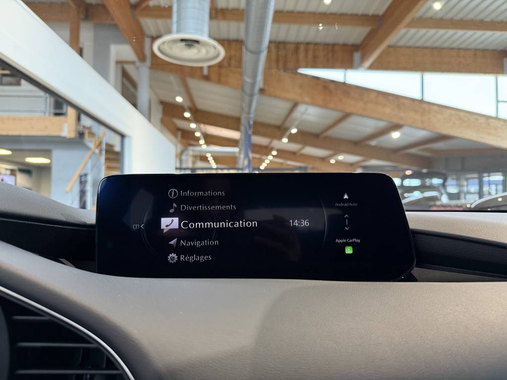 MAZDA MAZDA3 5 PORTES 2024 2.0L E-SA-X M HYBRID 186 CH BVM6 HOMURA