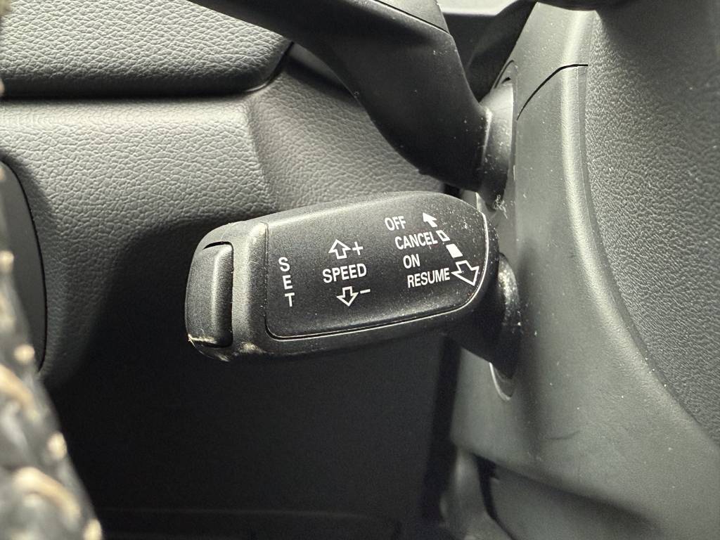 AUDI Q3 1.4 TFSI COD 150 CH S TRONIC 6 S LINE