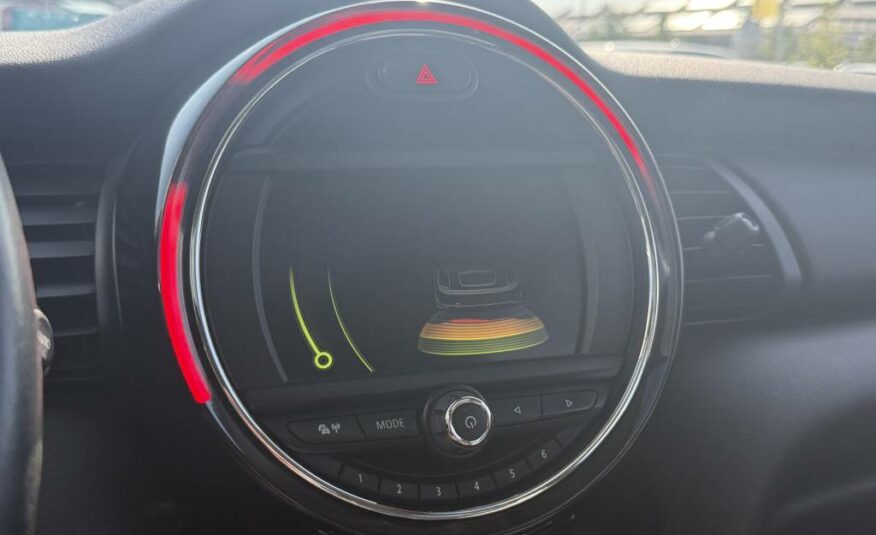 MINI HATCH 5 PORTES F55 ONE 102 CH BVA6 EDITION BLACKFRIARS