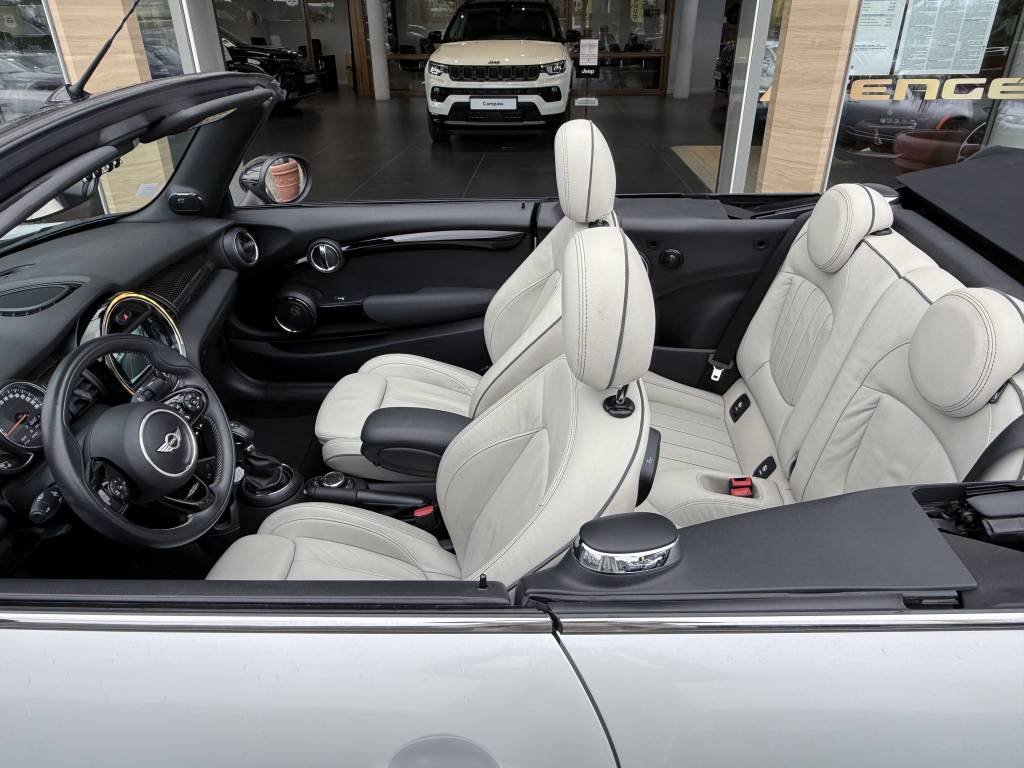 MINI CABRIOLET F57 COOPER S 192 CH BVA6 FINITION EXQUISITE 2P