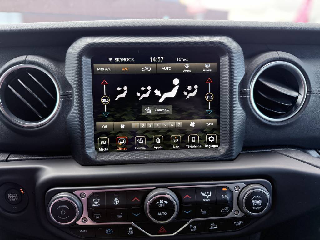 JEEP WRANGLER UNLIMITED 4XE 2.0 L T 380 CH PHEV 4X4 BVA8 SAHARA 272