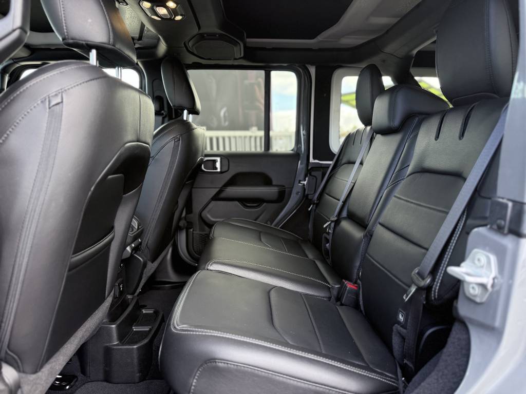 JEEP WRANGLER UNLIMITED 4XE 2.0 L T 380 CH PHEV 4X4 BVA8 SAHARA 272