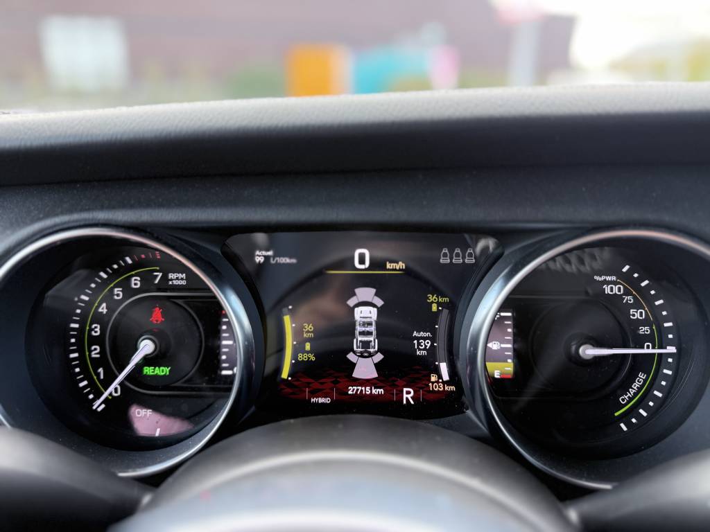 JEEP WRANGLER UNLIMITED 4XE 2.0 L T 380 CH PHEV 4X4 BVA8 SAHARA 272