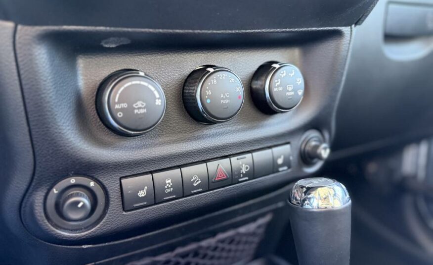 JEEP WRANGLER V6 3.6 PENTASTAR 284 UNLIMITED SAHARA A