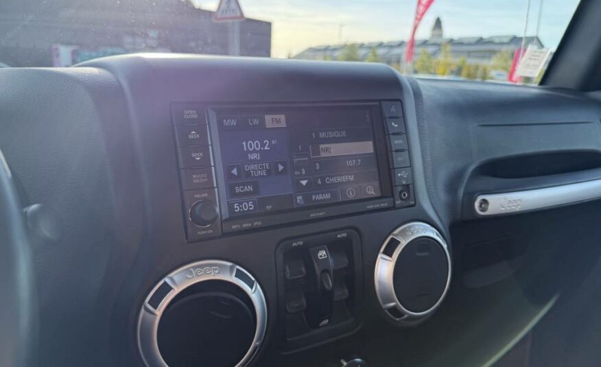 JEEP WRANGLER V6 3.6 PENTASTAR 284 UNLIMITED SAHARA A