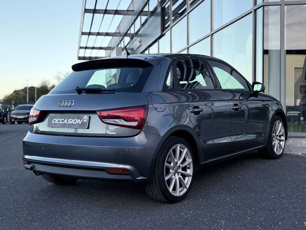 AUDI A1 SPORTBACK 1.4 TDI 90 S TRONIC S LINE