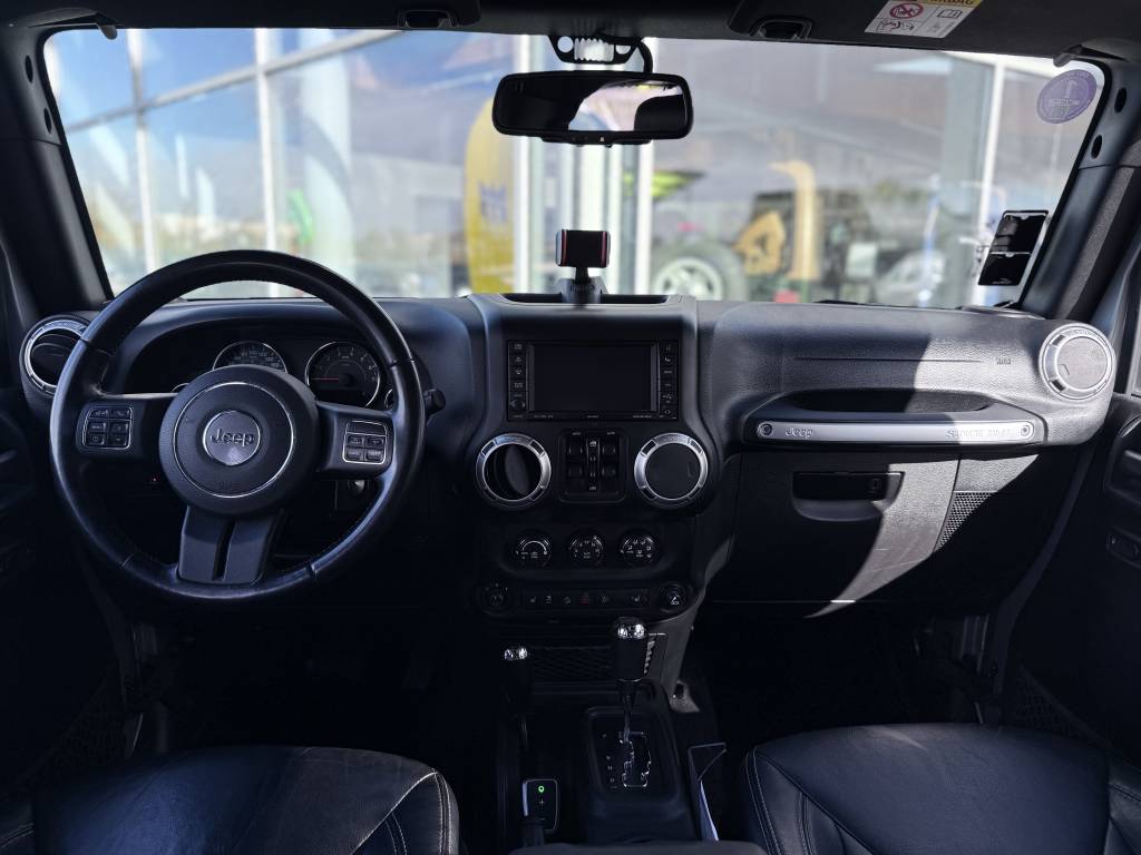 JEEP WRANGLER V6 3.6 PENTASTAR 284 UNLIMITED SAHARA A