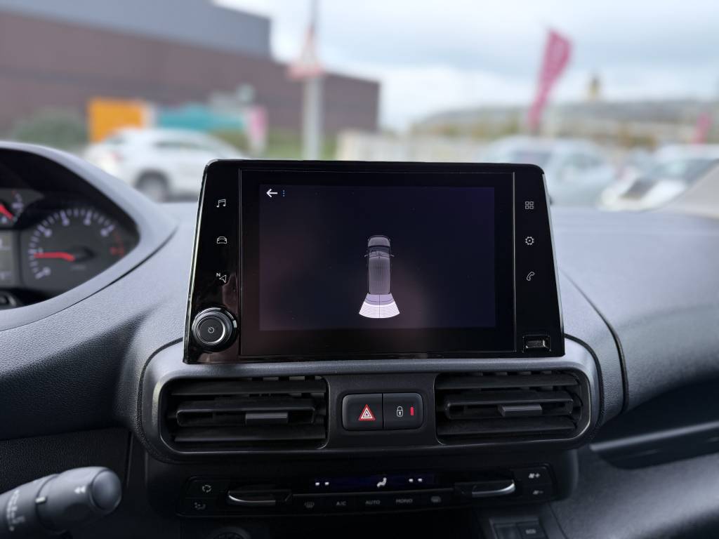 PEUGEOT PARTNER FOURGON STANDARD 650 KG BLUEHDI 130 S&S EAT8 ASPHALT 4P