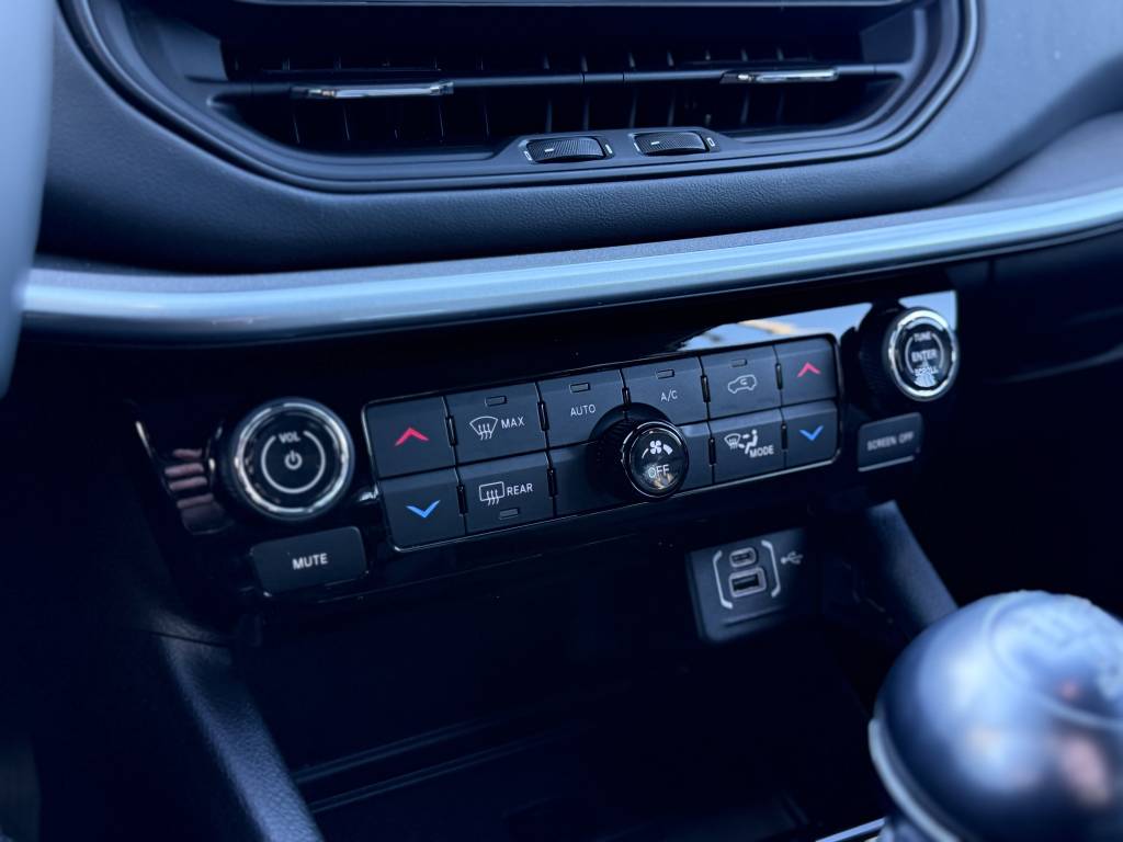 JEEP COMPASS 1.3 T T4 130 CH BVM6 LIMITED