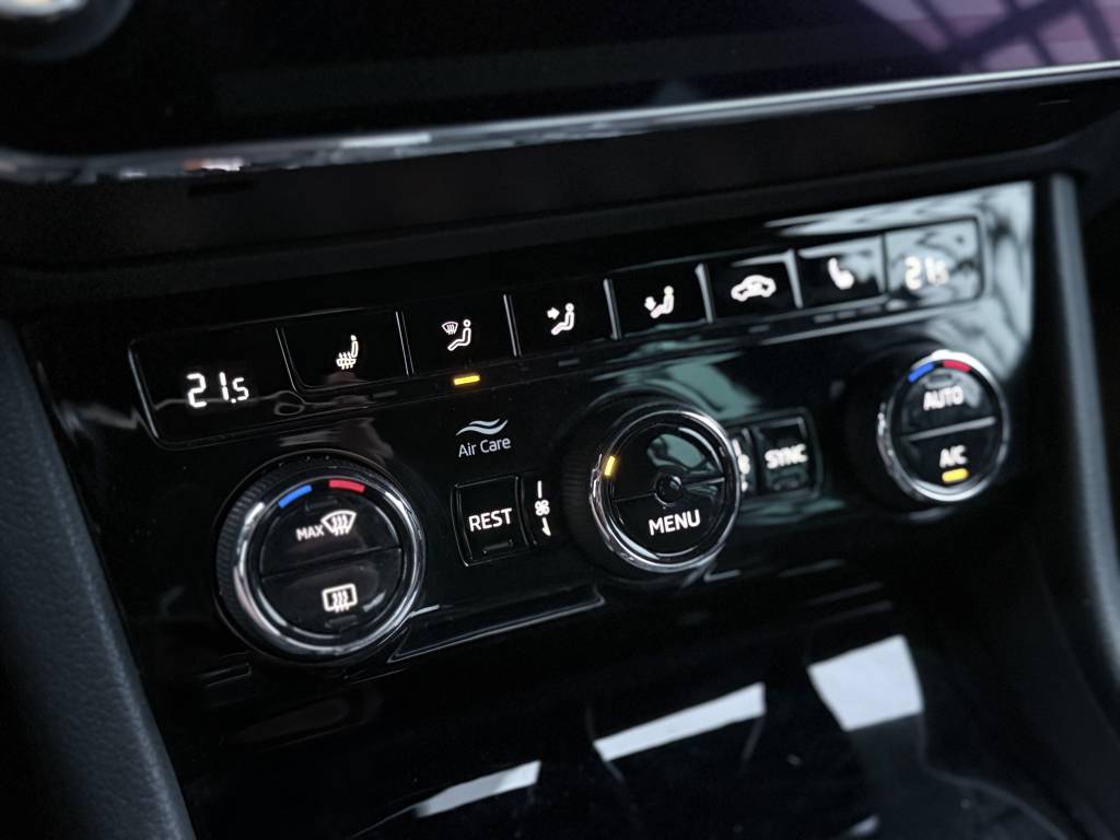 SKODA SUPERB 2.0 TDI 190 SCR DSG7 SPORTLINE