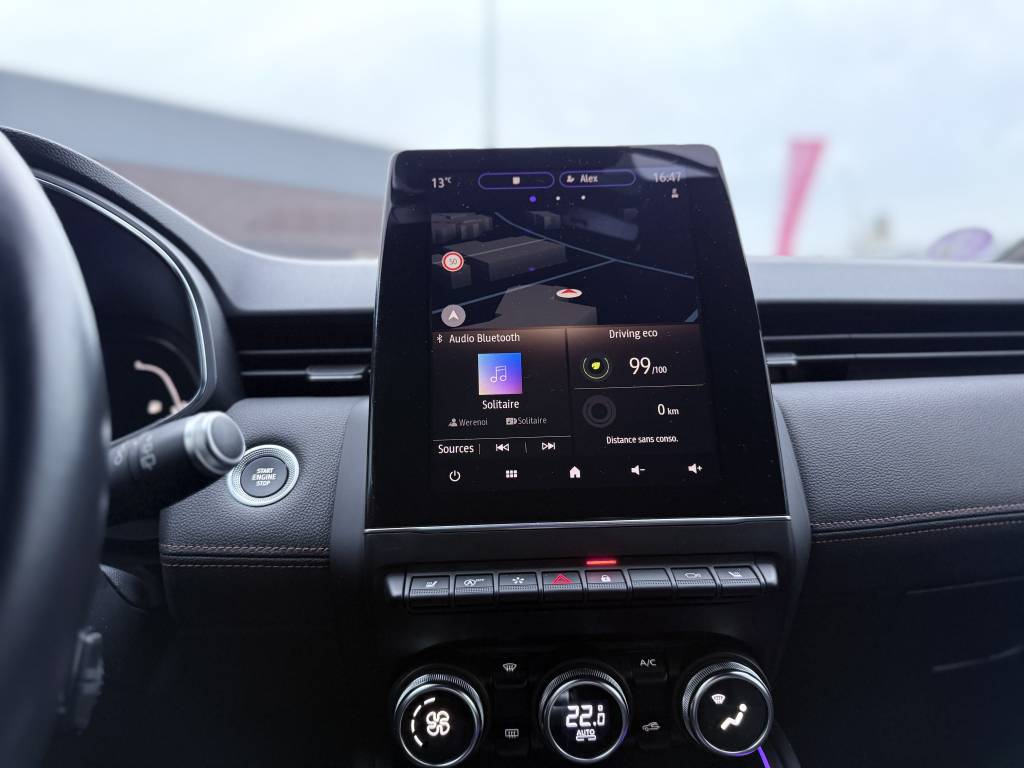 RENAULT CLIO V TCE 130 EDC FAP INITIALE PARIS