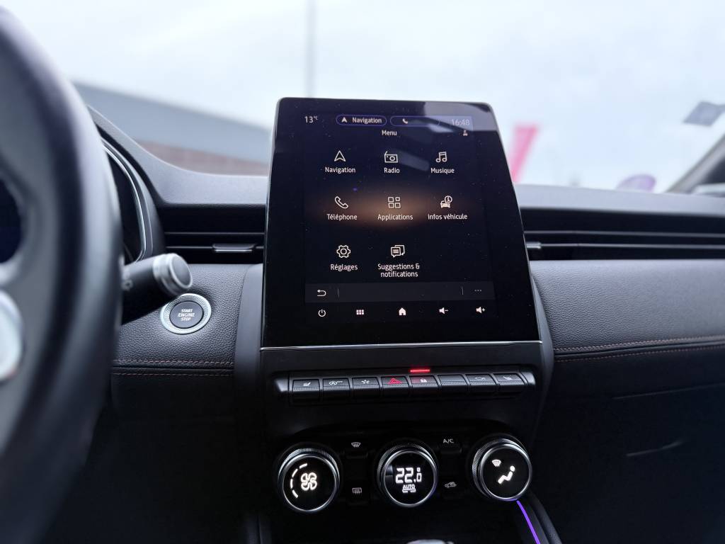 RENAULT CLIO V TCE 130 EDC FAP INITIALE PARIS