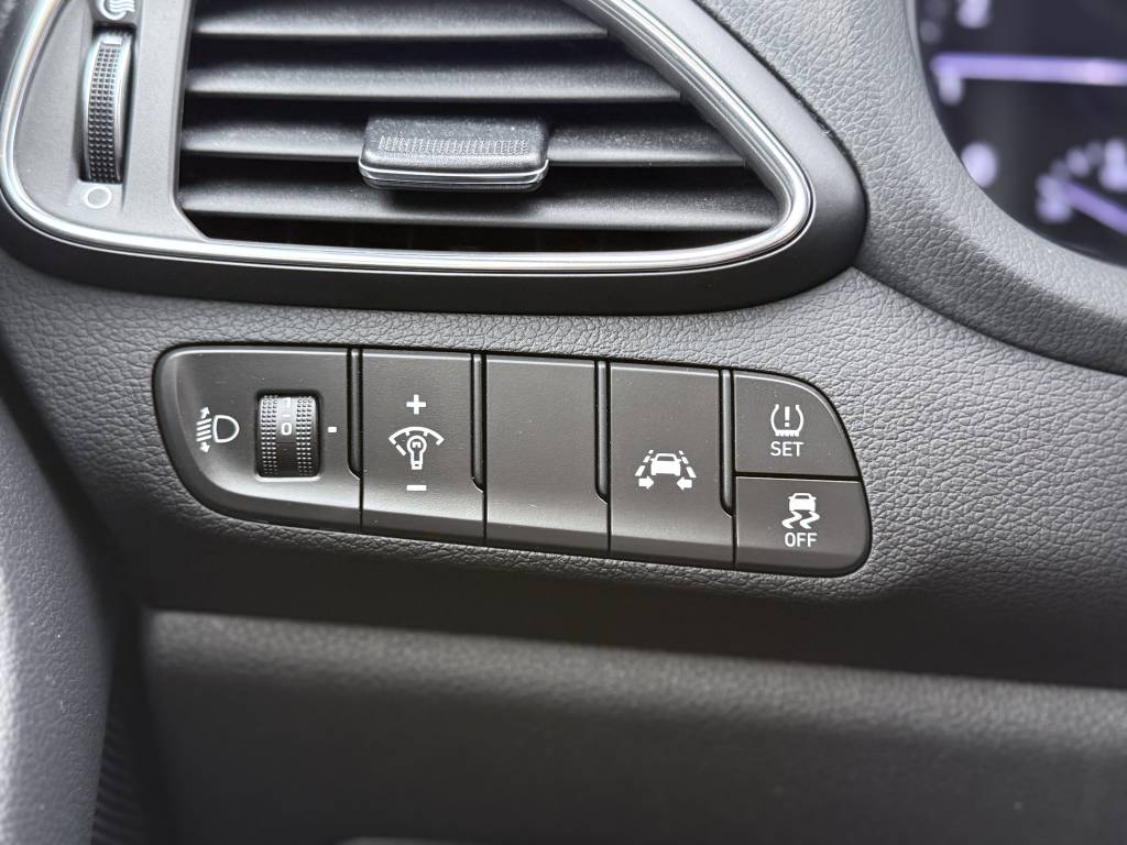 HYUNDAI I30 1.0 T-GDI 120 BVM6 INTUITIVE