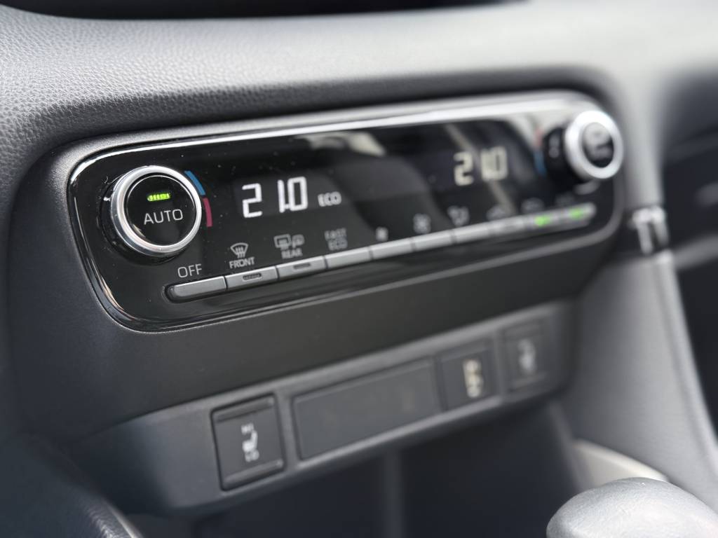 MAZDA MAZDA2 HYBRID 1.5L CVT 116 CH AGILE PACK CONFORT & SAFETY 92