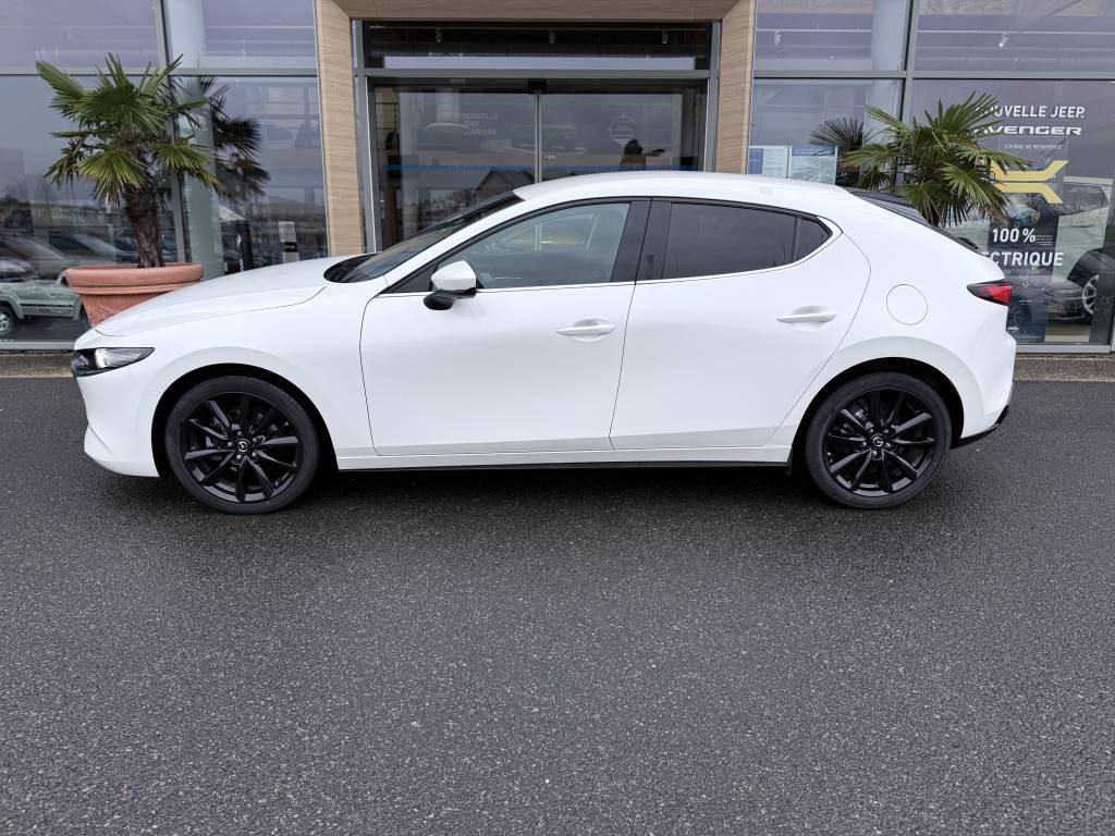 MAZDA MAZDA3 5 PORTES 2025 2.0L E-SA-X M HYBRID 186 CH BVM6 EXCLUSIVE-LINE