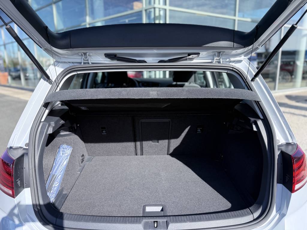 VOLKSWAGEN GOLF 1.4 TSI 125 BLUEMOTION TECHNOLOGY DSG7 FIRST EDITION