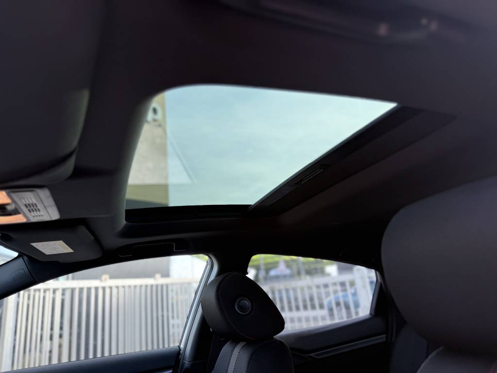 HONDA CIVIC 1.0 I-VTEC 126 CVT EXCLUSIVE SPORT LINE