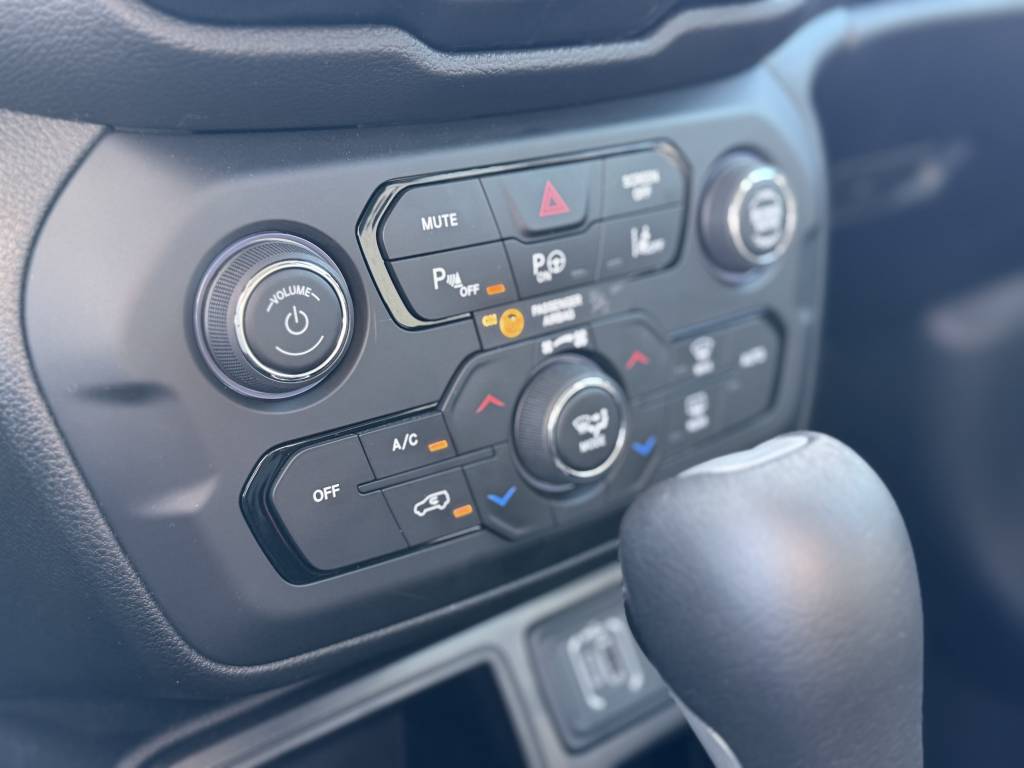 JEEP RENEGADE 1.5 T T4 130 CH BVR7 E-HYBRID SUMMIT