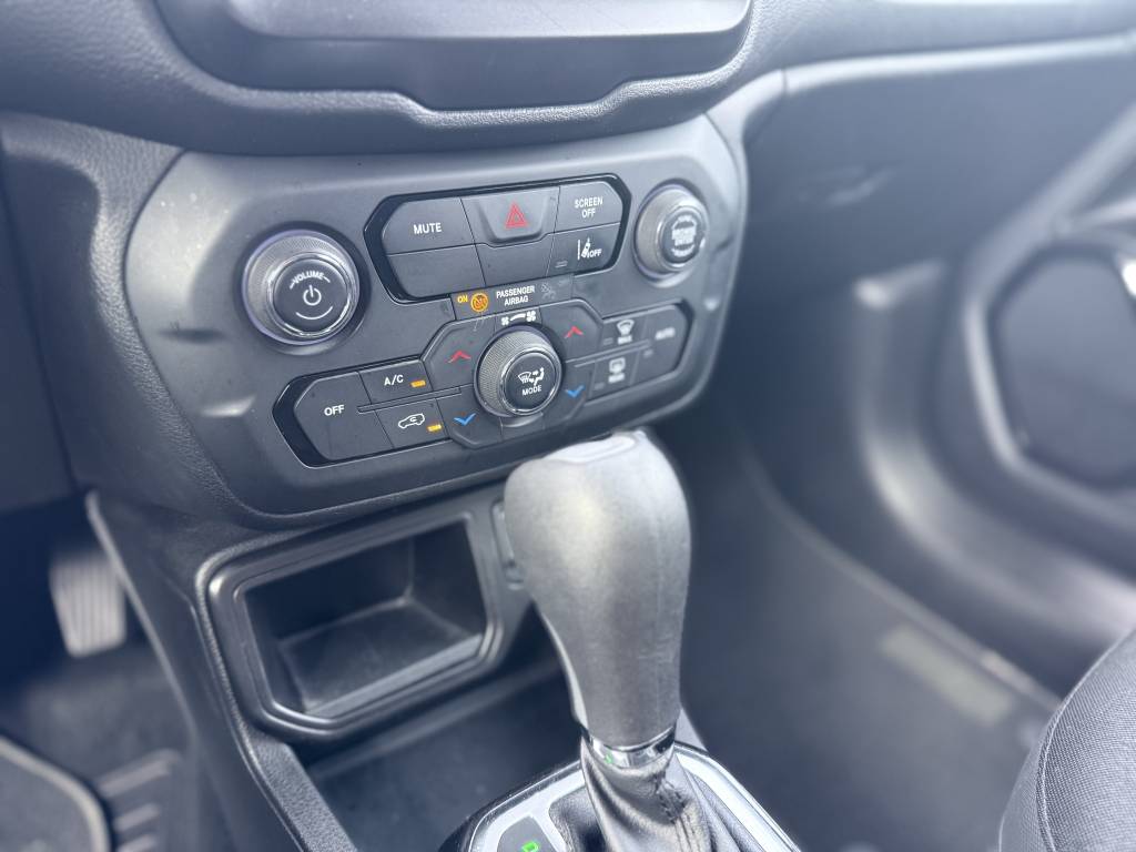 JEEP RENEGADE 1.5 T T4 130 CH BVR7 E-HYBRID NIGHT EAGLE