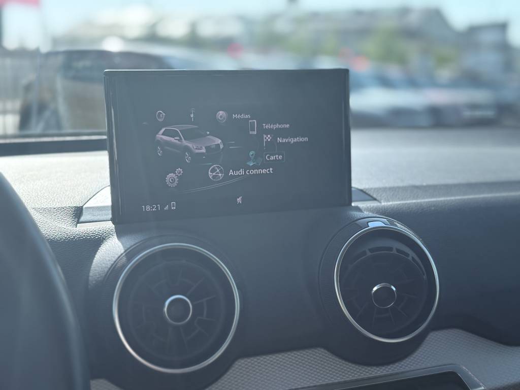 AUDI Q2 30 TFSI 116 S TRONIC 7 S LINE