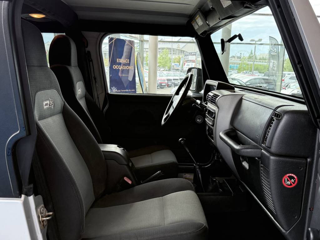 JEEP WRANGLER 2.4 SPORT 143