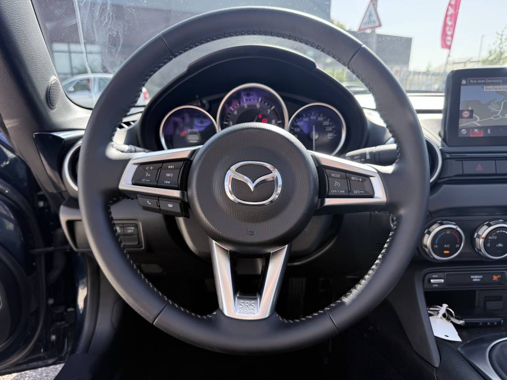 MAZDA MX-5 RF 1.5L SA-G 132 CH EXCLUSIVE-LINE 2P