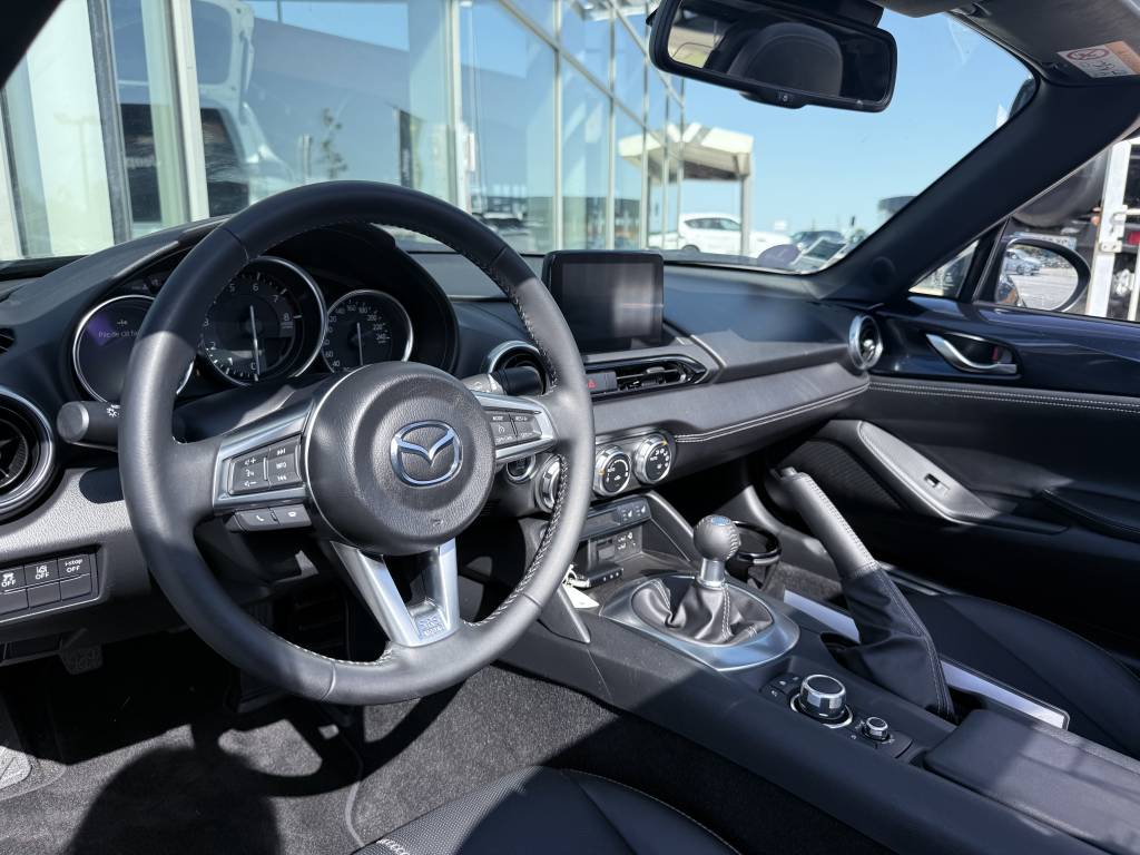 MAZDA MX-5 RF 1.5L SA-G 132 CH EXCLUSIVE-LINE 2P