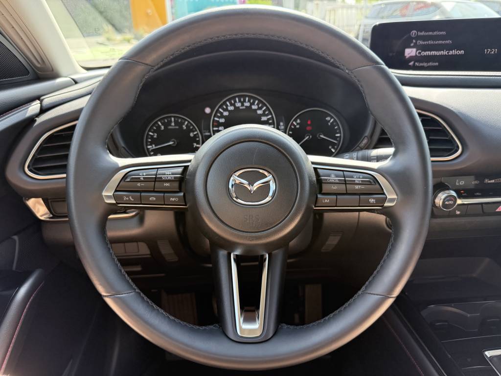 MAZDA CX-30 2024 2.0L E-SA G M HYBRID 122 CH BVM6 HOMURA