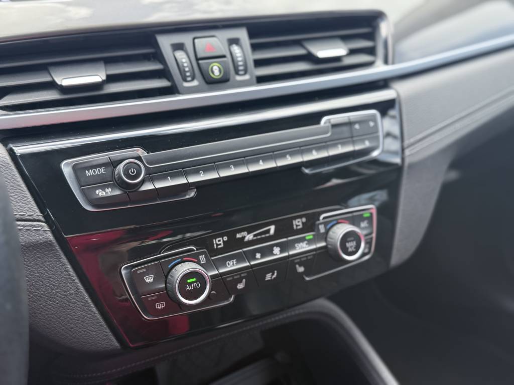 BMW X1 F48 LCI SDRIVE 18I 140 CH DKG7 XLINE