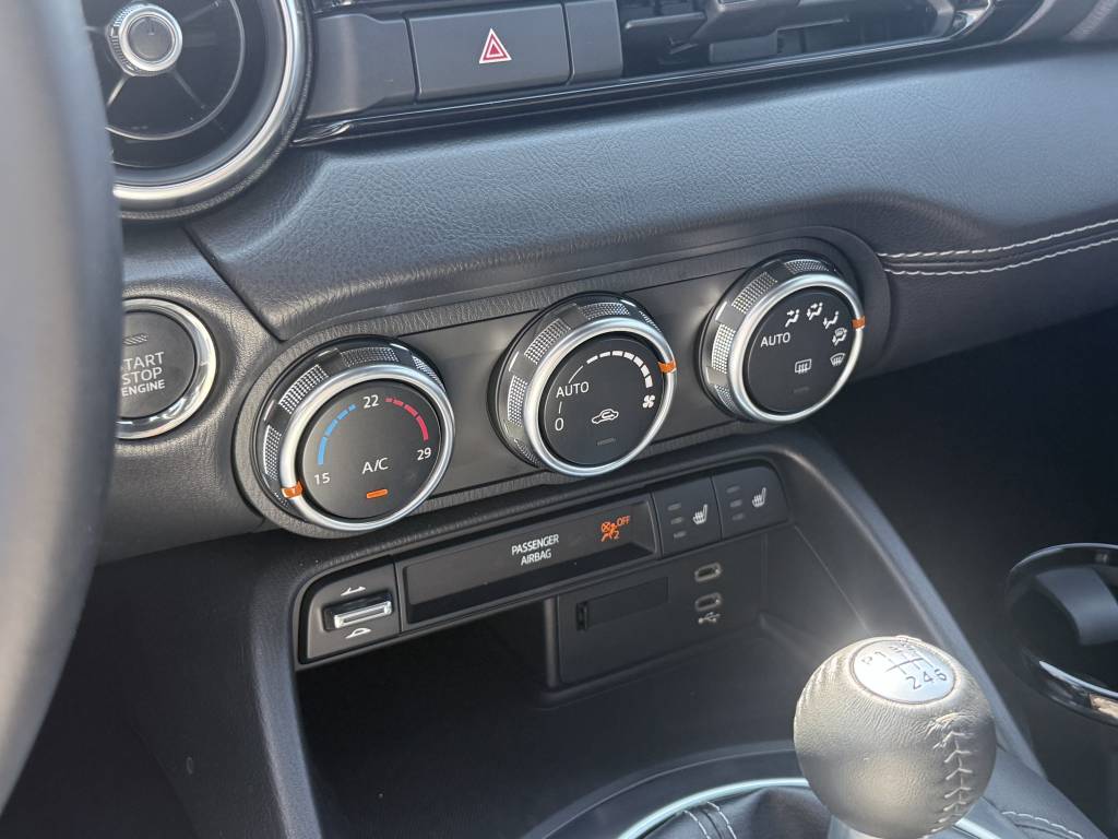 MAZDA MX-5 RF 2024 2.0L SA-G 184 CH HOMURA 2P