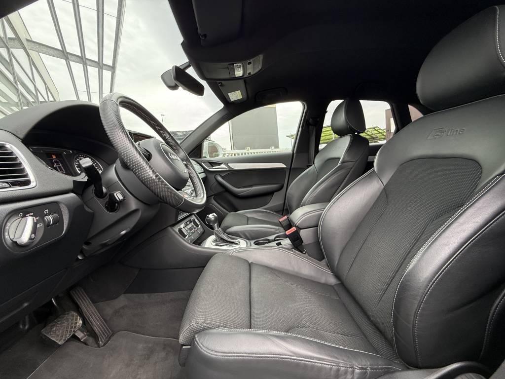 AUDI Q3 1.4 TFSI COD 150 CH S TRONIC 6 S LINE