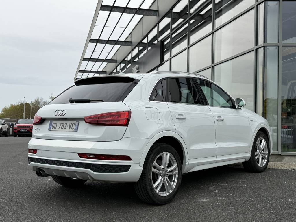 AUDI Q3 1.4 TFSI COD 150 CH S TRONIC 6 S LINE