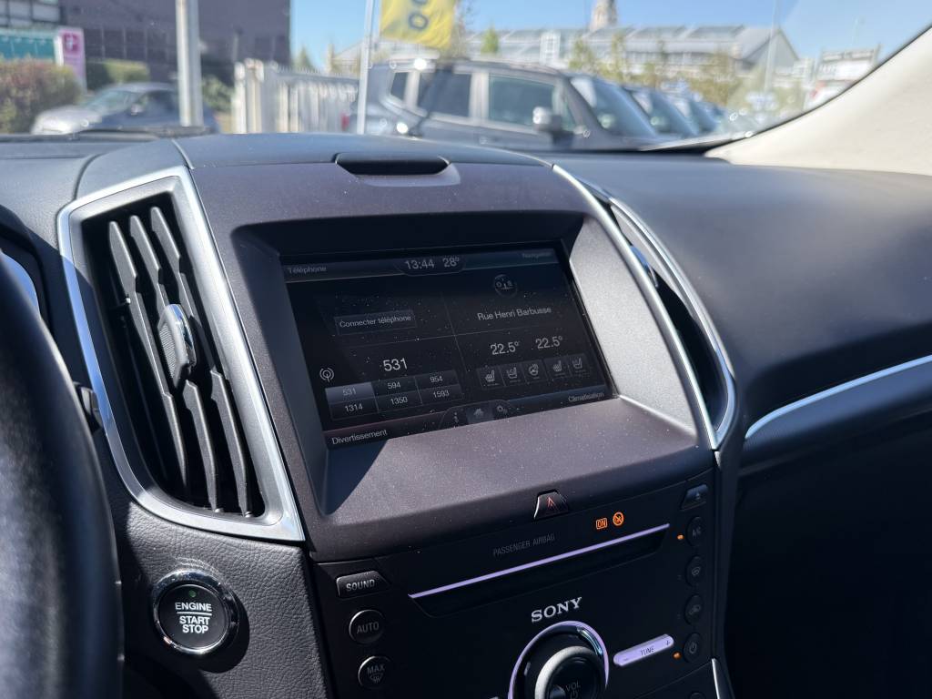 FORD EDGE 2.0 TDCI 210 POWERSHIFT INTELLIGENT AWD TITANIUM