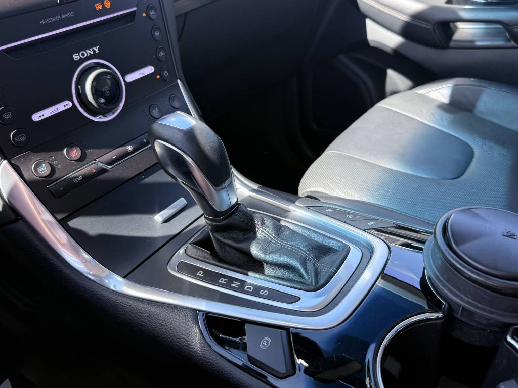 FORD EDGE 2.0 TDCI 210 POWERSHIFT INTELLIGENT AWD TITANIUM
