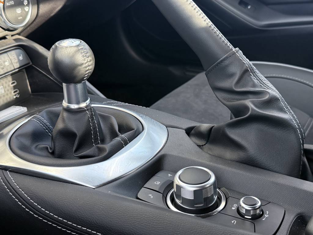 MAZDA MX-5 ROADSTER 2024 1.5L SA-G 132 CH HOMURA 2P